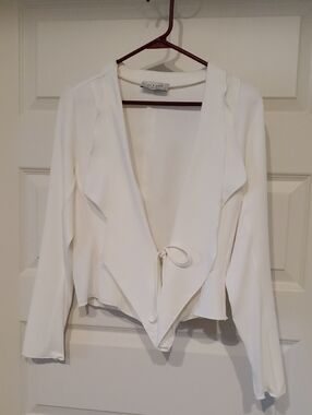 Lola & Sophie White Draped Open-Front Jacket with Front Tie